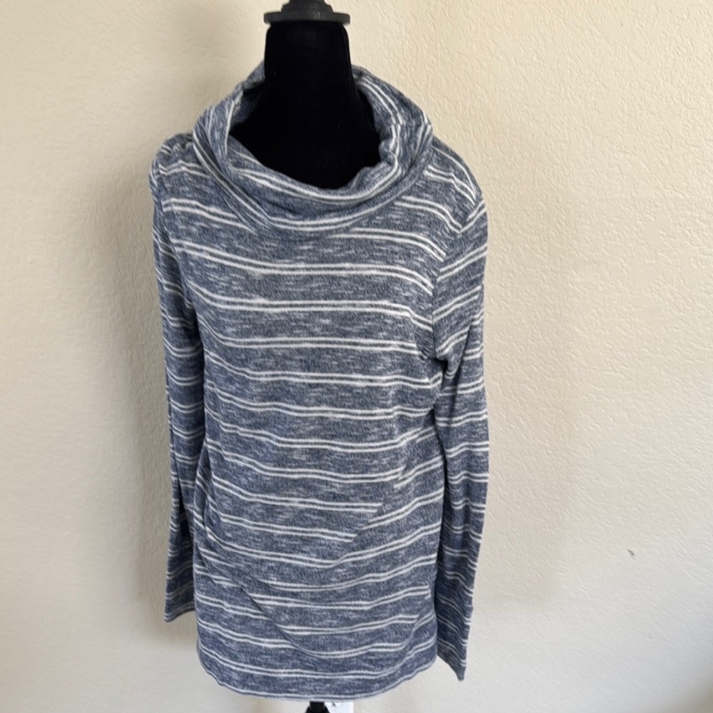 Olive & Oak Gray Striped Turtleneck Sweater